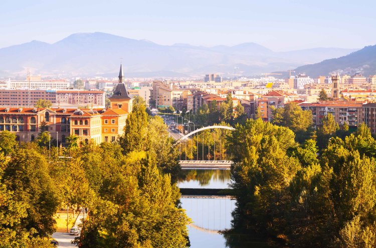 ¡Pamplona te espera! Escápate al norte y saborea Navarra - Pamplona