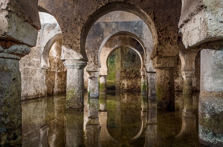 Resort Isla de Valdecañas: 4* y naturaleza en Extremadura - Cáceres