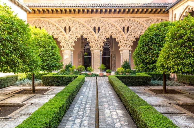 ¡Tu momento de desconexión! Balneario Alhama de Aragón con piscina termal incluida - Zaragoza
