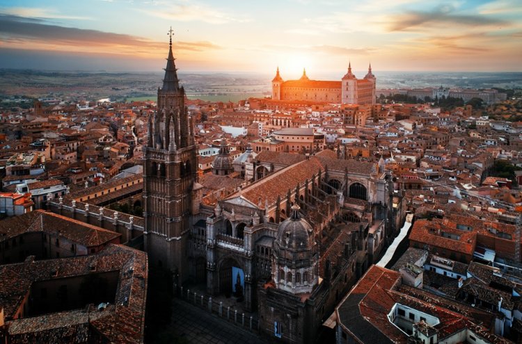 Toledo a todo lujo: hotel 4* en un entorno único ¡Spa incluido! - Toledo
