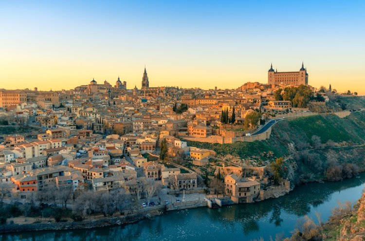Toledo a todo lujo: hotel 4* en un entorno único ¡Spa incluido! - Toledo