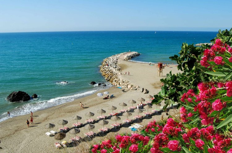 Un capricho en la Costa del Sol: 4* Adults Recommended junto al mar - Benalmádena