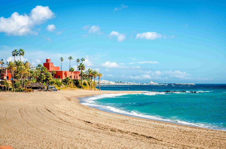 Un capricho en la Costa del Sol: 4* Adults Recommended junto al mar - Benalmádena