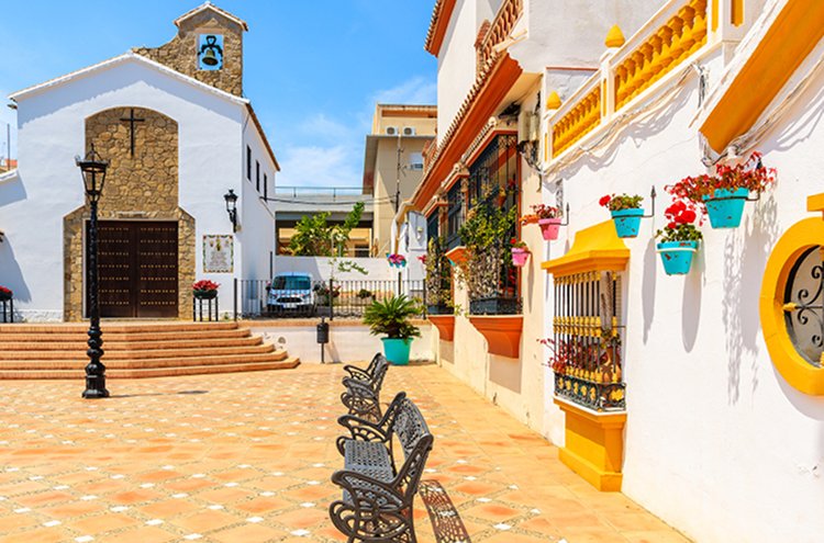 Halloween y más: Estepona y la Costa del Sol: el plan perfecto para desconectar - Estepona