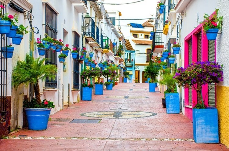 Halloween y más: Estepona y la Costa del Sol: el plan perfecto para desconectar - Estepona