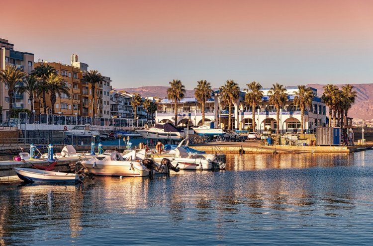 ¡Sintoniza con el mar en Aguadulce! Tu escapada en hotel 4* - Roquetas de Mar
