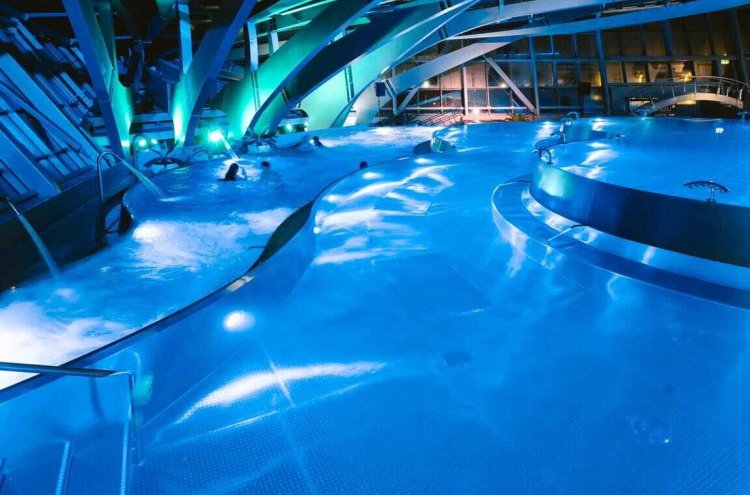 ¡Relax en Andorra! Hotel 4* y entradas para Caldea Premium - Inúu