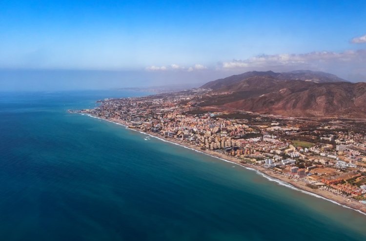 Costa del Sol a tu ritmo: descubre Torremolinos - Torremolinos