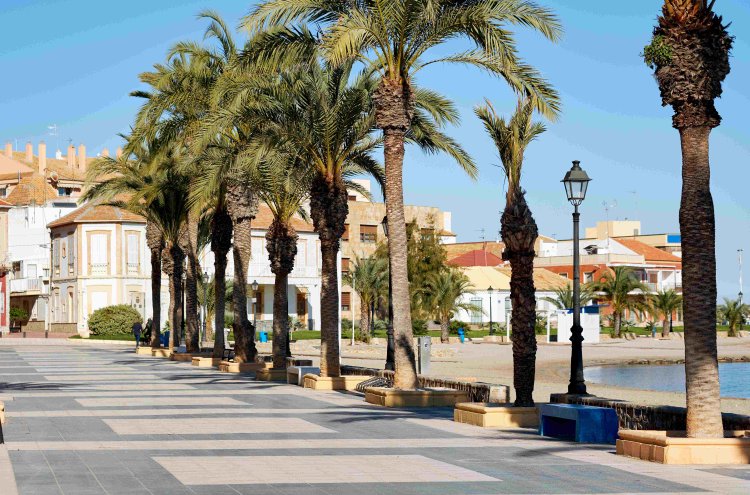 ¿Truco o Trato? Escapada de Halloween en el Mar Menor ¡1er niño GRATIS! - Los Alcázares