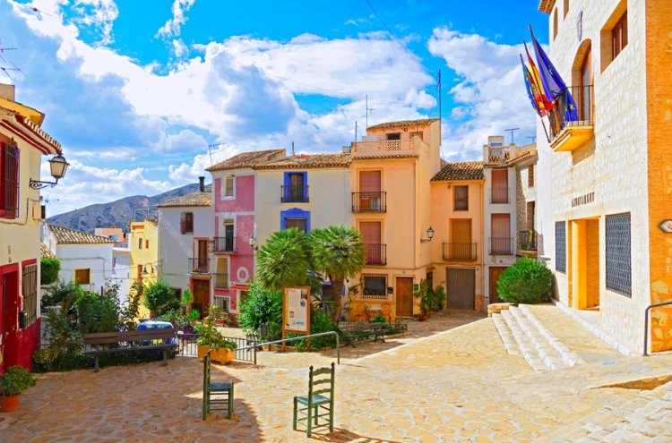 ¡Especial familias! Benidorm en 4* tematizado, y ¡1º y 2º niños viajan GRATIS! - Finestrat