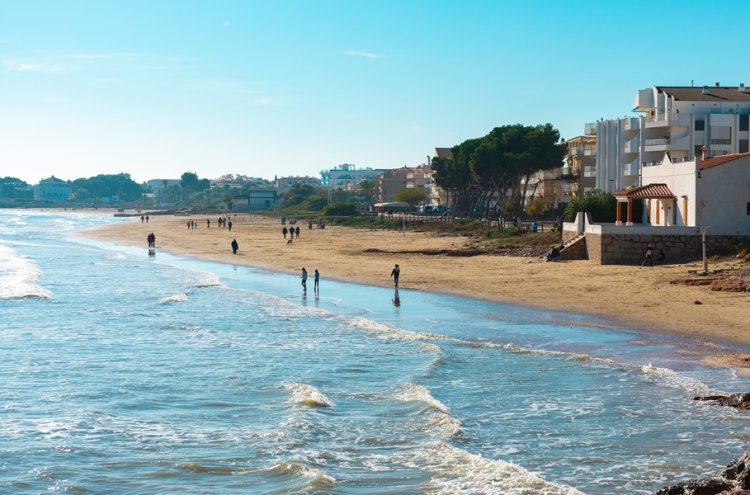 Alcocéber y Playa de las Fuentes: vive la magia donde el agua nace junto al mar - Alcoceber