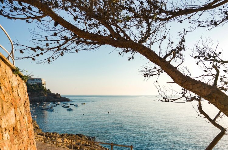 Descubre la Costa Brava este verano: julio y agosto en un ecoresort de ensueño - Begur