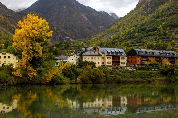 ¡Hotel 3* con encanto en el valle de Benasque! - Benasque