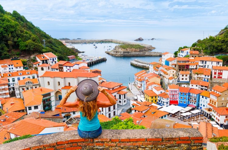 Escápate a Asturias, cerca de Cudillero ¡Incluye el puente de diciembre!