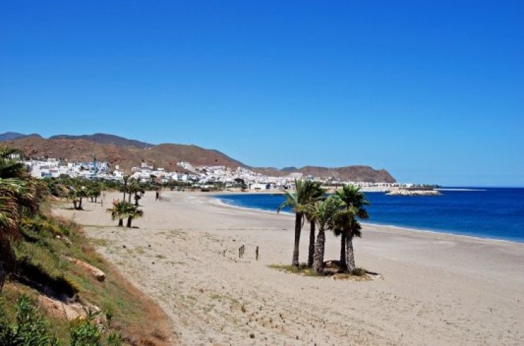 ¡Este otoño, pon rumbo a Vera, Almería! Hotel 4* junto a la playa - Vera