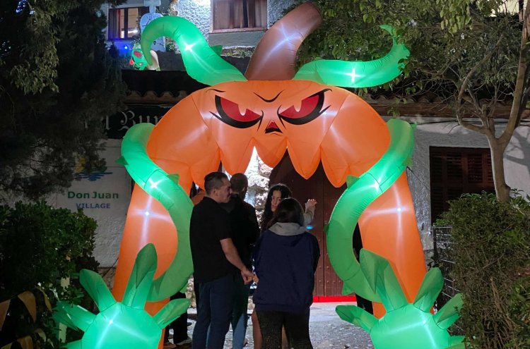 Family Fun by the Sea in Tossa de Mar