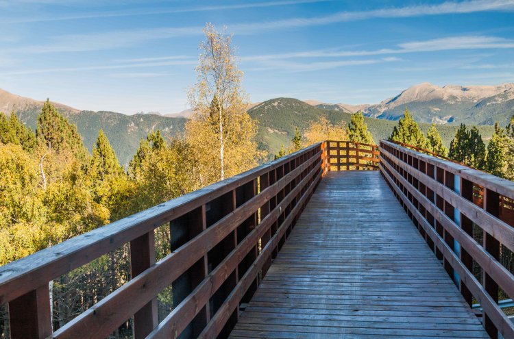 ¡Relax en Andorra! Hotel 4* y entradas para Caldea Premium - Andorra