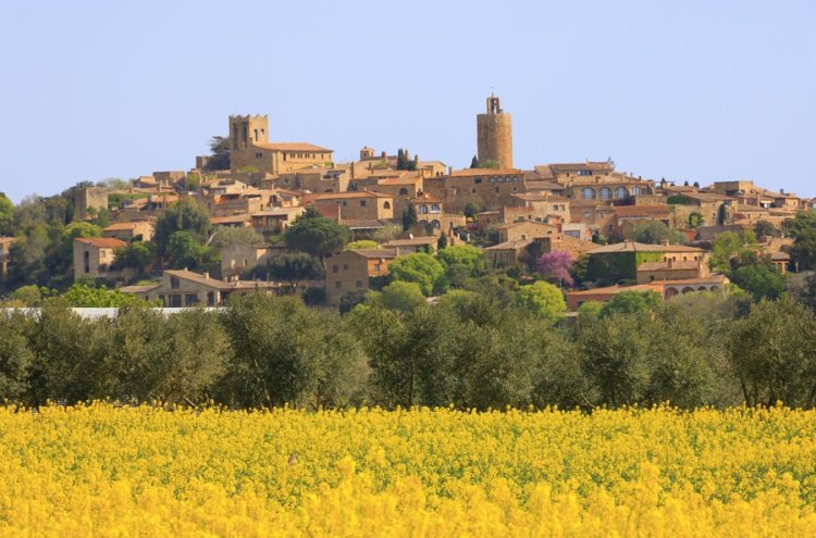Descubre Pals desde un apartamento junto a la Costa Brava - Pals Girona