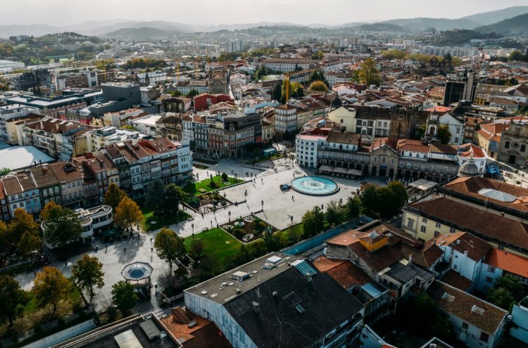 Descubre la calma de Braga desde un hotel con vistas recién reformado - Braga Portugal