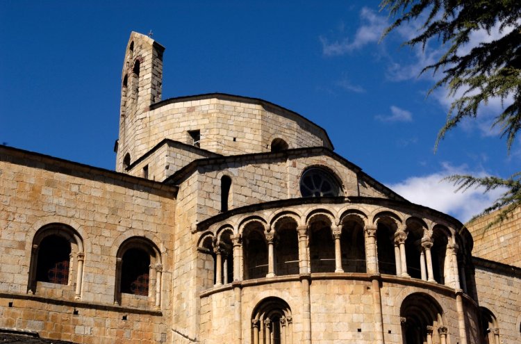 ¡Bienestar en los Pirineos! Tu estancia en La Seu d'Urgell con acceso al spa - La Seu Urgell