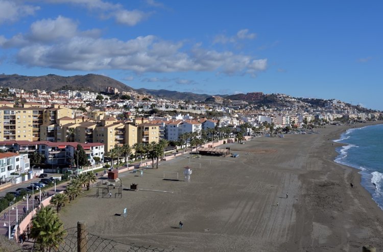 Despiértate frente al Mediterráneo: una escapada 4* en Rincón de la Victoria - Rincón de la Victoria