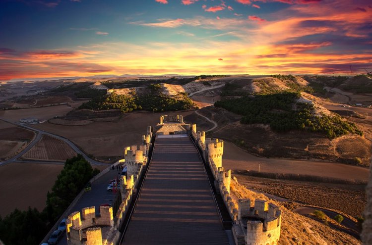 Relax entre viñedos: hotel 4* con spa en la Ribera del Duero - Peñafiel