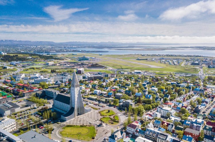Islandia: El espectáculo de la naturaleza ¡vuelos incluidos!