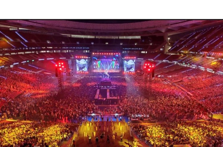 Rosalía live in Madrid or Barcelona with hotel stay