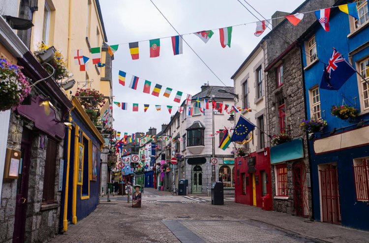 Irlanda al completo: una ruta inolvidable entre paisajes verdes y ciudades vibrantes