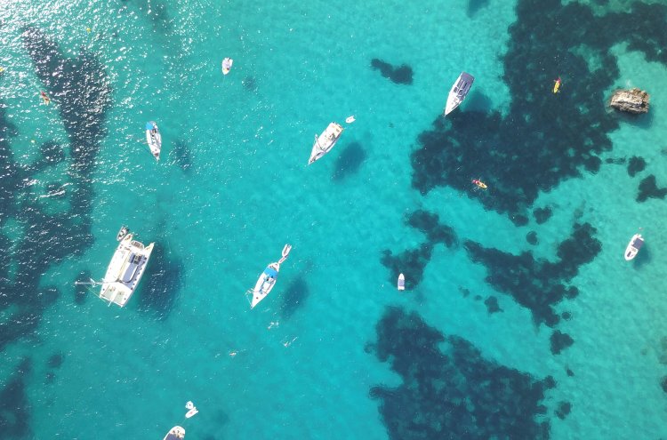 ¡Menorca te espera! Un 4* con toboganes ilimitados y con opción a ferry - Menorca