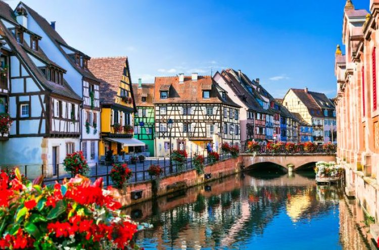 Ruta por Suiza y la Selva Negra: paisajes alpinos y ciudades con encanto