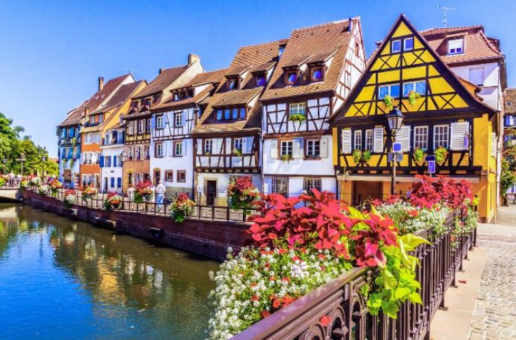 Ruta por Suiza y la Selva Negra: paisajes alpinos y ciudades con encanto