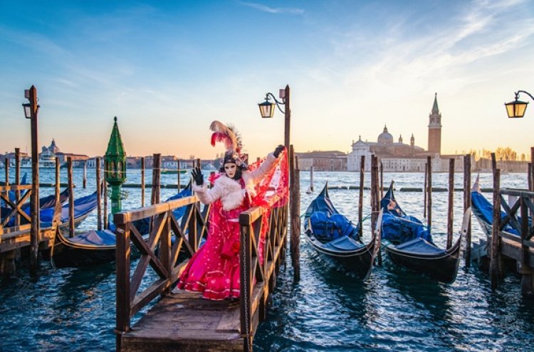 Venecia entre canales, máscaras y mucho encanto ¡Vuelos incluidos!