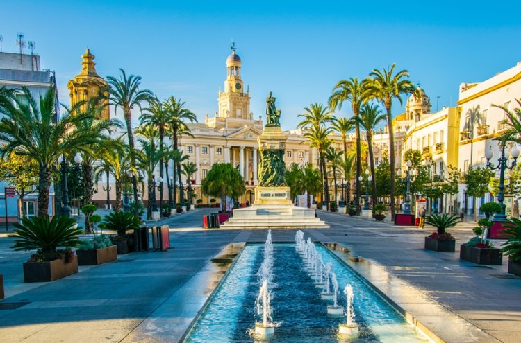 Despierta con la brisa de Cádiz en hotel 4* - Cádiz