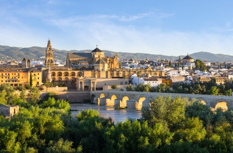 El placer de dormir en un cortijo andaluz a un paso de Córdoba - Destino