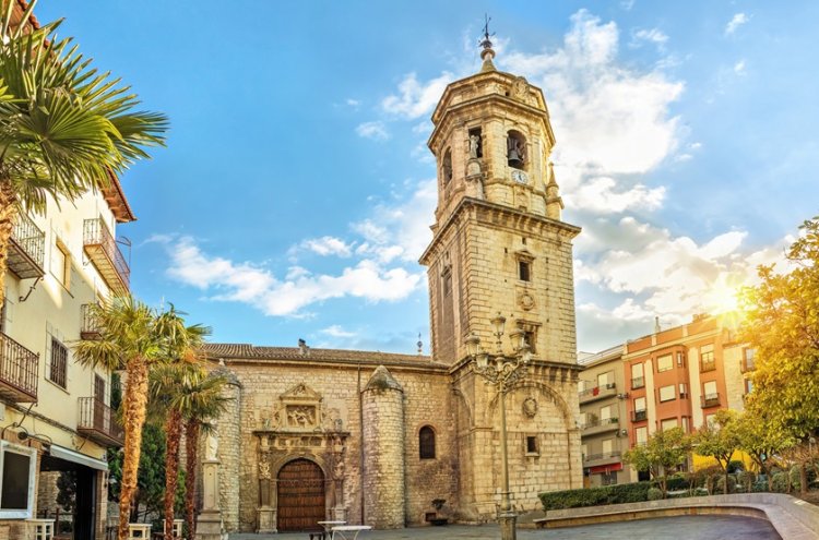 ¡Descubre la joya de Jaén! Un palacio del s. XV con Spa incluido - Jaén