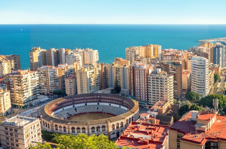 Despiértate frente al Mediterráneo: una escapada 4* en Rincón de la Victoria - Málaga