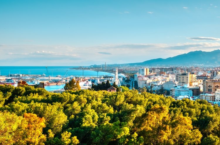 Despiértate frente al Mediterráneo: una escapada 4* en Rincón de la Victoria - Málaga