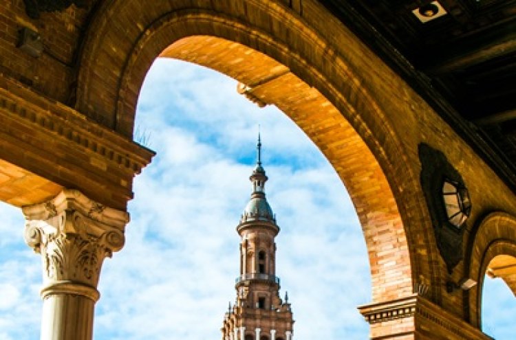 ¡Sevilla tiene un color especial! Descubre su arte, sus tapas y su encanto - Sevilla