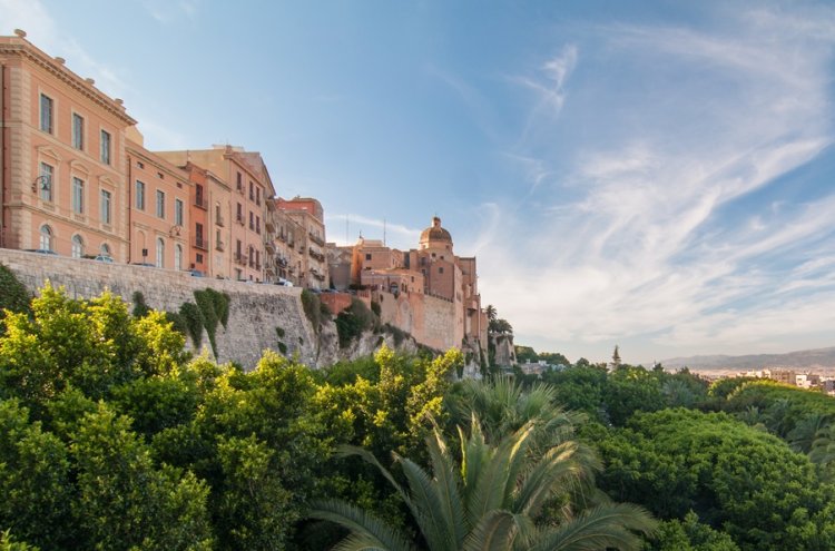 ¡Todos a bordo! Crucero por Italia y Francia desde Barcelona - Cagliari