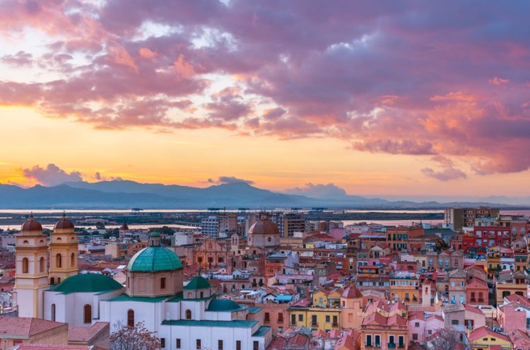 ¡Todos a bordo! Crucero por Italia y Francia desde Barcelona - Cagliari