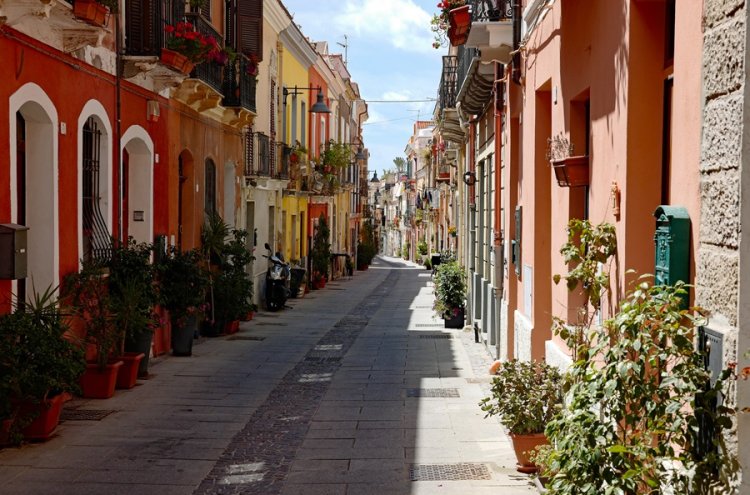 ¡Todos a bordo! Crucero por Italia y Francia desde Barcelona - Cagliari