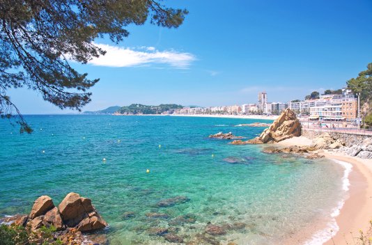 Hotel 4* en la Costa Brava con Pensión Completa y SPA - Destino