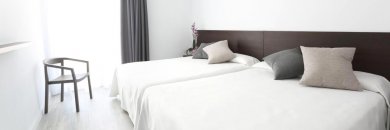 ¡Habitación superior! Escápate a Lloret de Mar alojado en hotel 4*