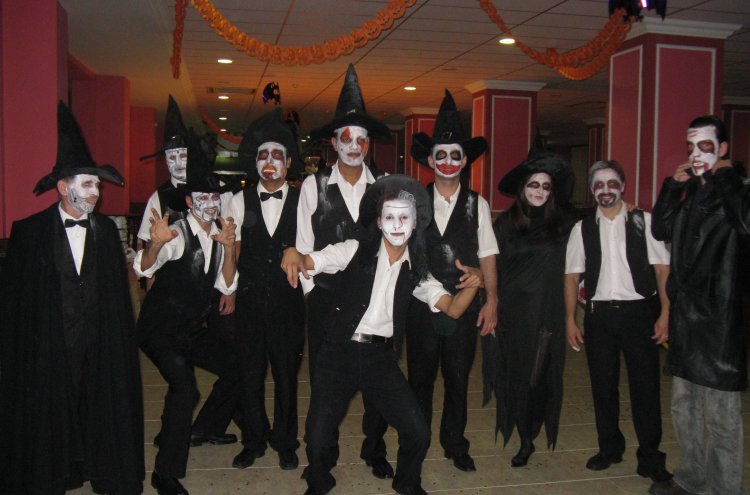 Especial Halloween en Peñíscola (1er niño viaja GRATIS) - Destino