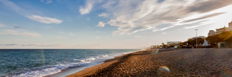 Semana Santa en Pineda de Mar con Media Pensión