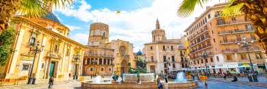 Disfruta de Valencia en hotel 4* en habitación superior