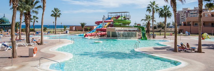 Disfruta de hotel 4* en 1ª línea de playa (Roquetas de Mar)