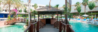 Disfruta de un hotel 4* en La Pineda (Costa Dorada) ¡1 Niño GRATIS!