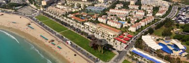 Disfruta de un hotel 4* en La Pineda (Costa Dorada)